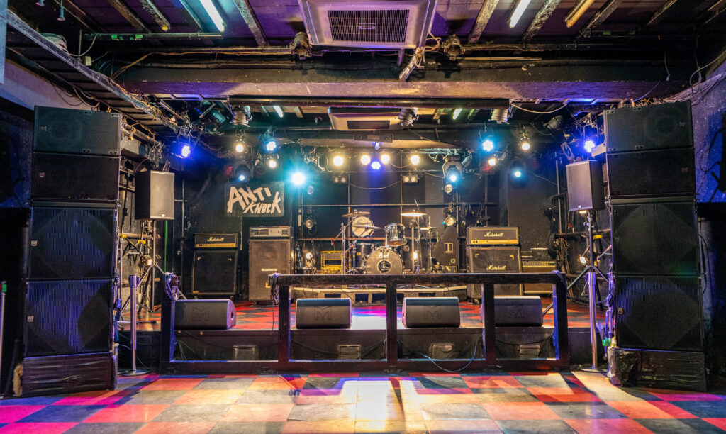 老舗ライブハウス新宿「ANTIKNOCK」にMartin Audio TORUSが日本初導入